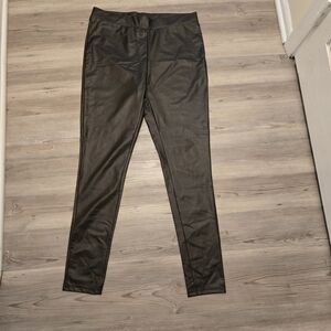 Black Faux Leather Leggings Size M